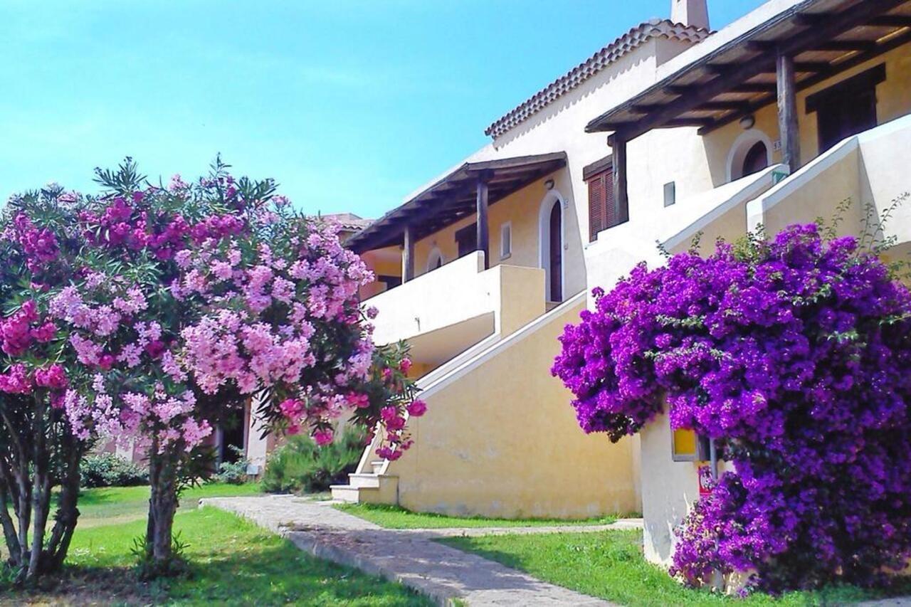 Le Corti Di Marinella Aparthotel มาริเนลลา ภายนอก รูปภาพ