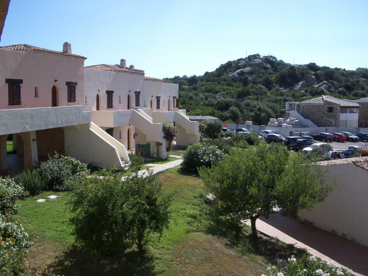 Le Corti Di Marinella Aparthotel มาริเนลลา ภายนอก รูปภาพ